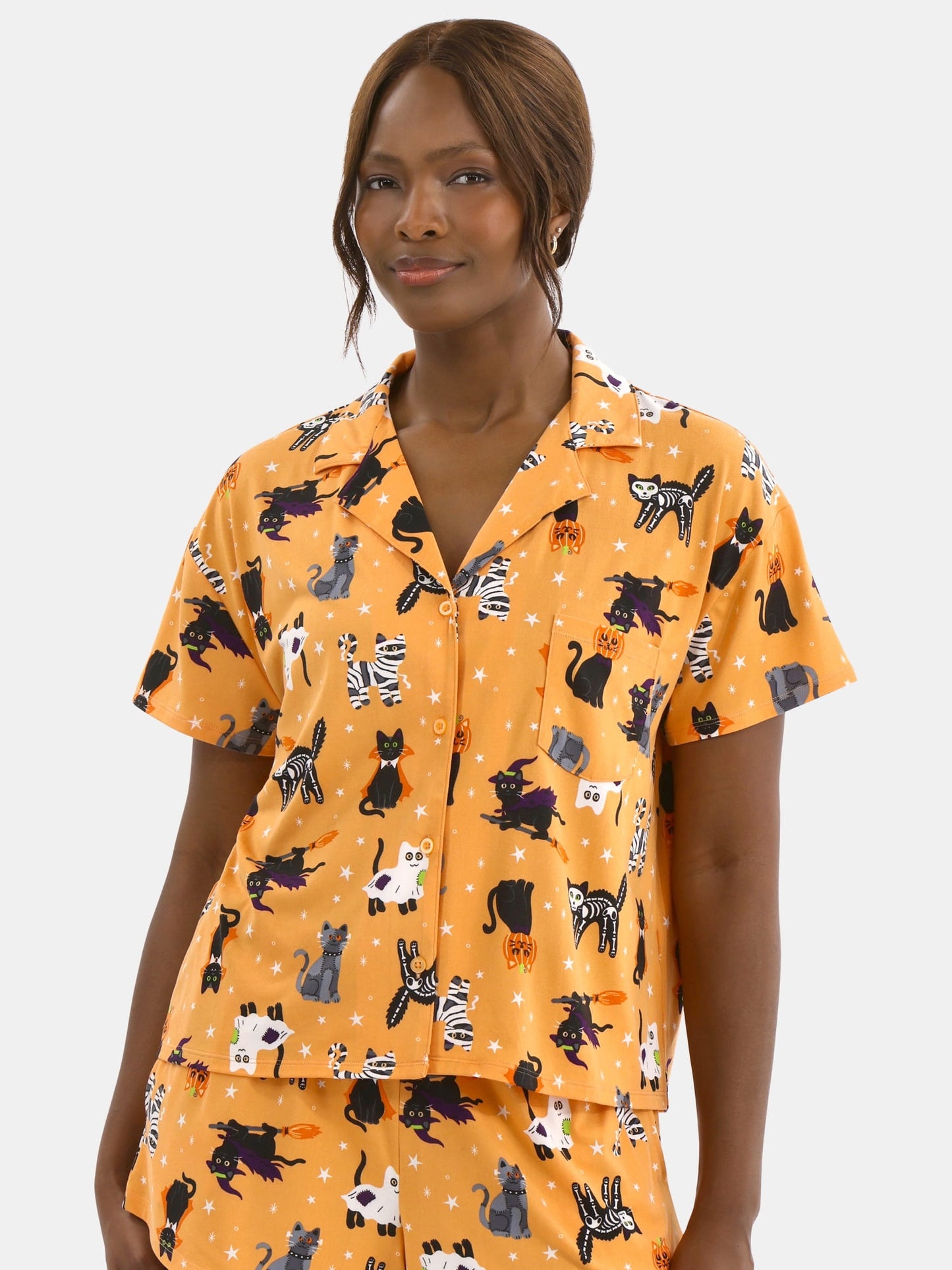 Halloween Women’s Pumpkin Cat Printed Notched Top and Shorts Pajama Set from Way to Celebrate