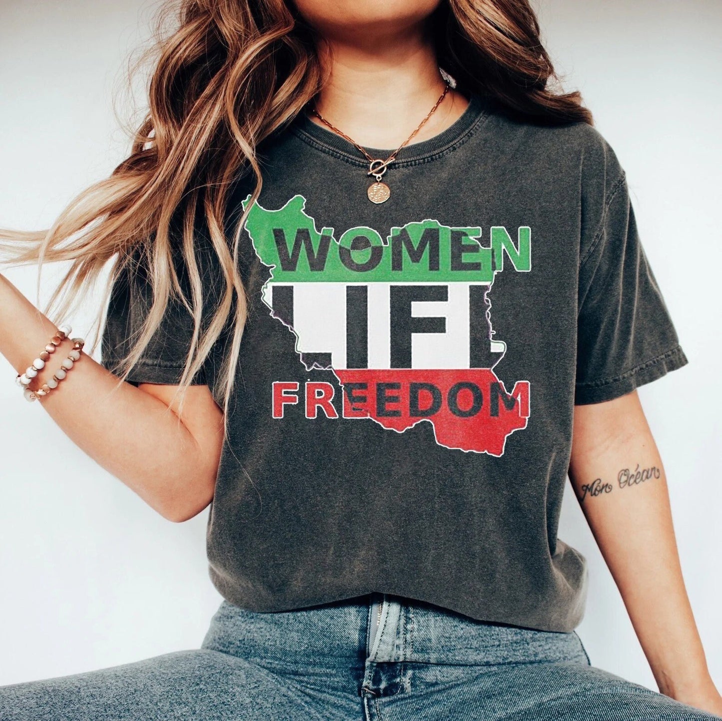 Woman Life Freedom-skjorte, Mahsa Amini-skjorte, personlig skjorte, feministisk skjorte, iransk skjorte, kvinderettighedsskjorte, menneskerettigheds-t-shirt