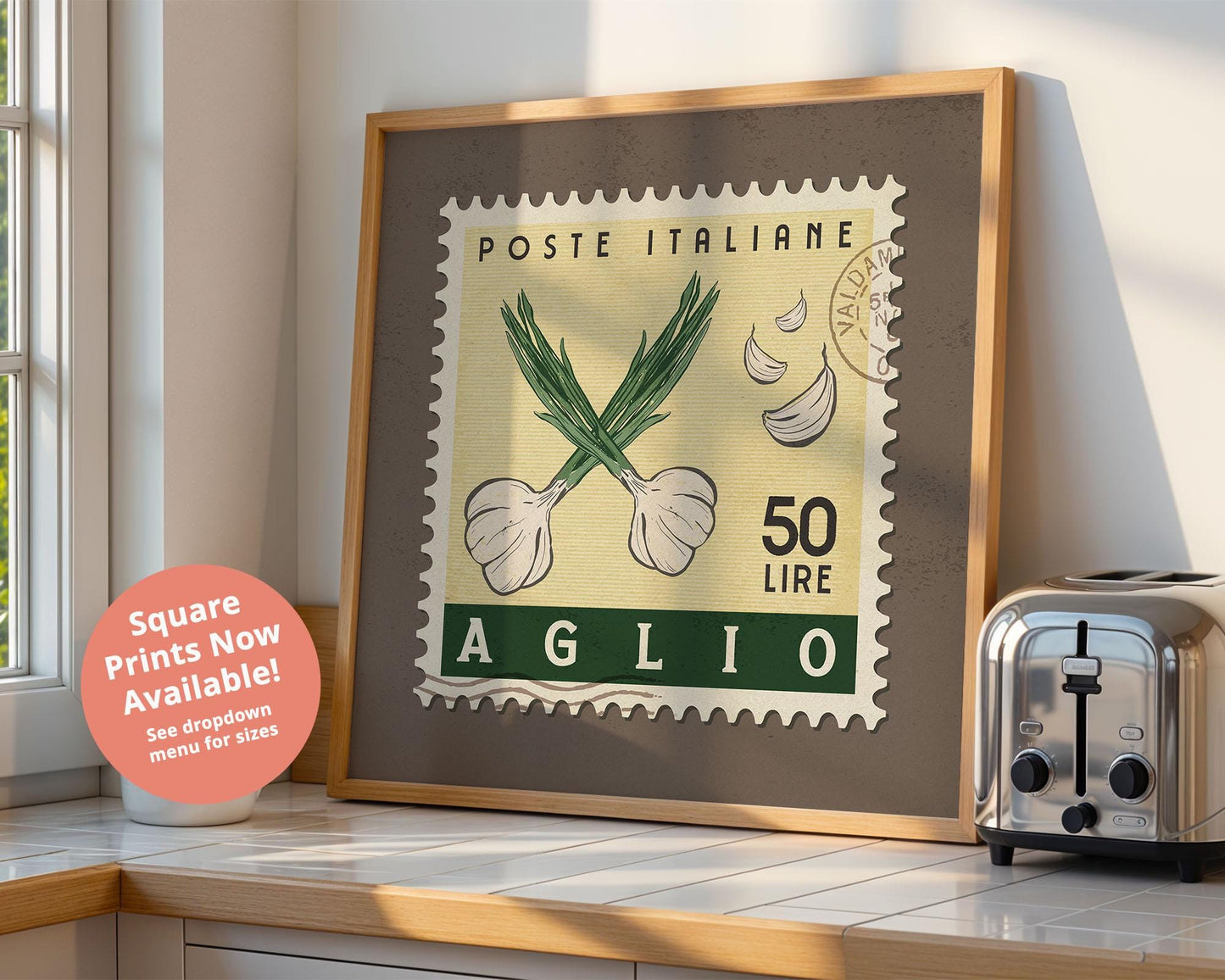 Garlic Wall Art, Retro Stamp Poster | Retro Kitchen Print | Italian Food Art Print, Trendy Kitchen Decor, Unique Food Gift