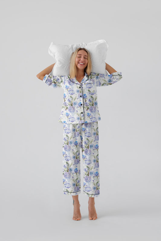 Bridgerton Inspired Satin Pajama Set – Cottagecore Bridal Pajamas – Bride Getting Ready Outfit – Bridesmaid Pajamas – Wedding Shower Gift