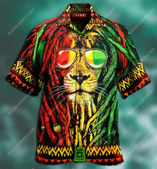 Jamaica Lion Short Sleeve Shirt Vacation Hawaiian T Shirts Vintage Hawaiian Shirts Funny Hawaiian Shirts, Hawaiian Shirt Gift, Christmas Gift