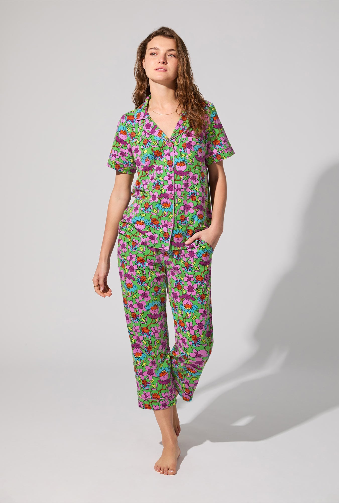 BedHead X Trina Turk Garden Floral Short Sleeve Classic Stretch Jersey Cropped PJ Set
