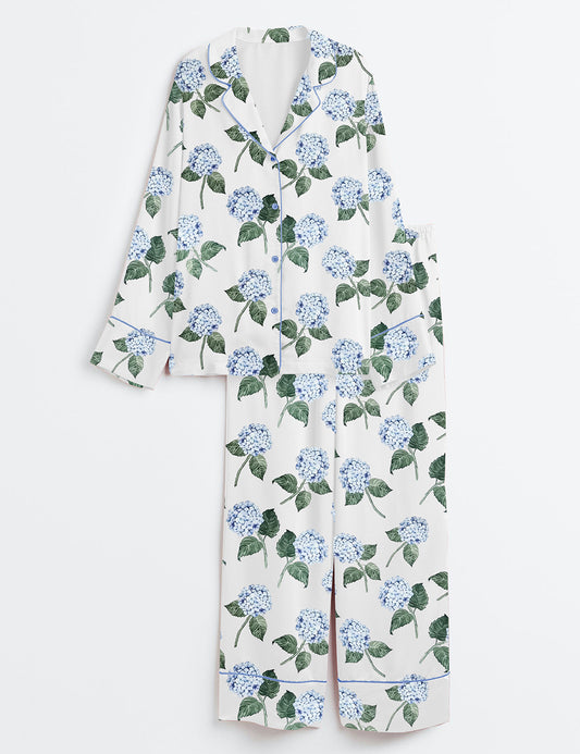 Women’s Hydrangea Bloom Blue Hydrangea Watercolor Flower Print Long Sleeve Satin Pajama Set