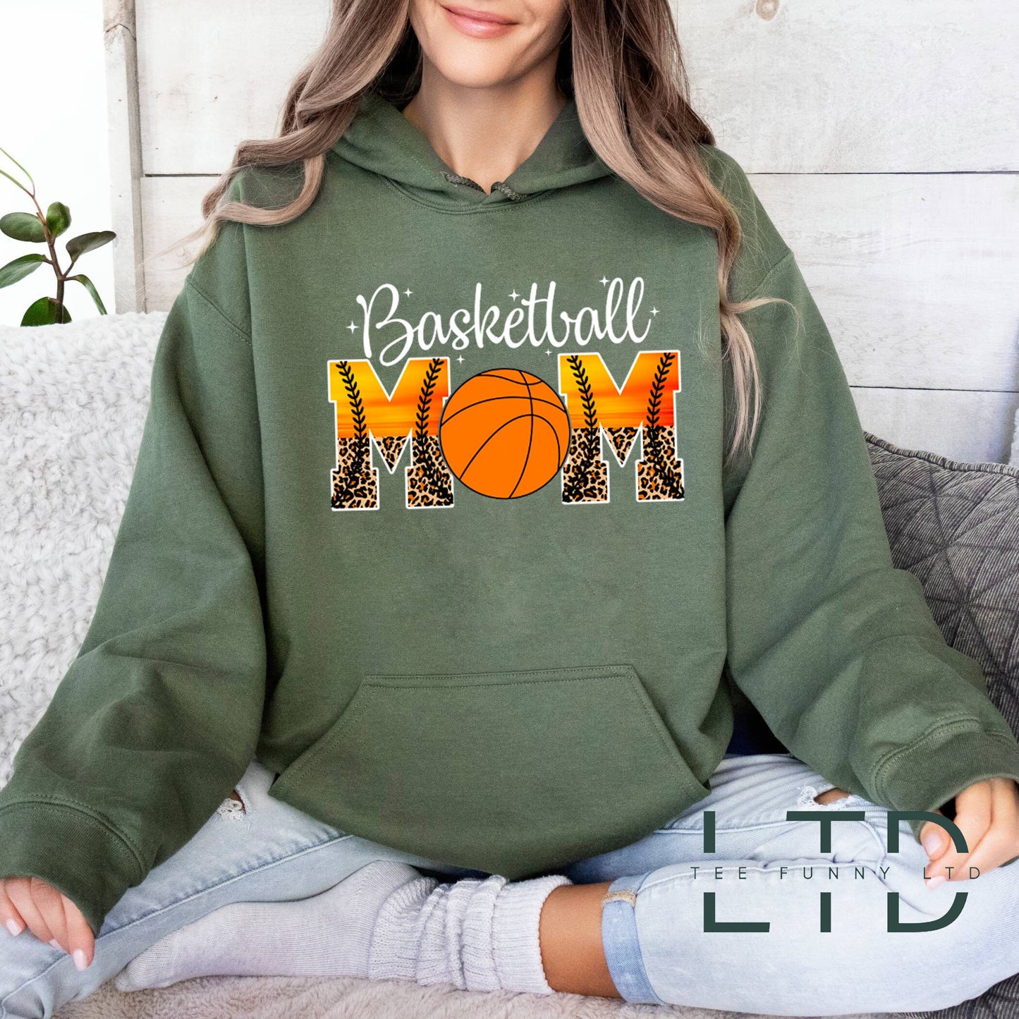 Basketball Mom Shirt, Retro Mom Basketball Tee, Gave til Mom, Mors Dags skjorte, Mors Dags gave, Sport Mom Tee, Basketball Mom