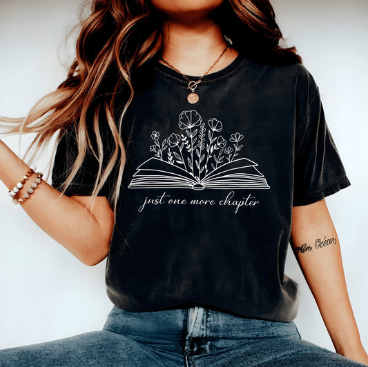Book Lover Gift, Reading Sweatshirt, Just One More Chapter Shirt, Bookish Crewneck, Books Pullover, Librarian Shirt,Reader Gift,Bookish
