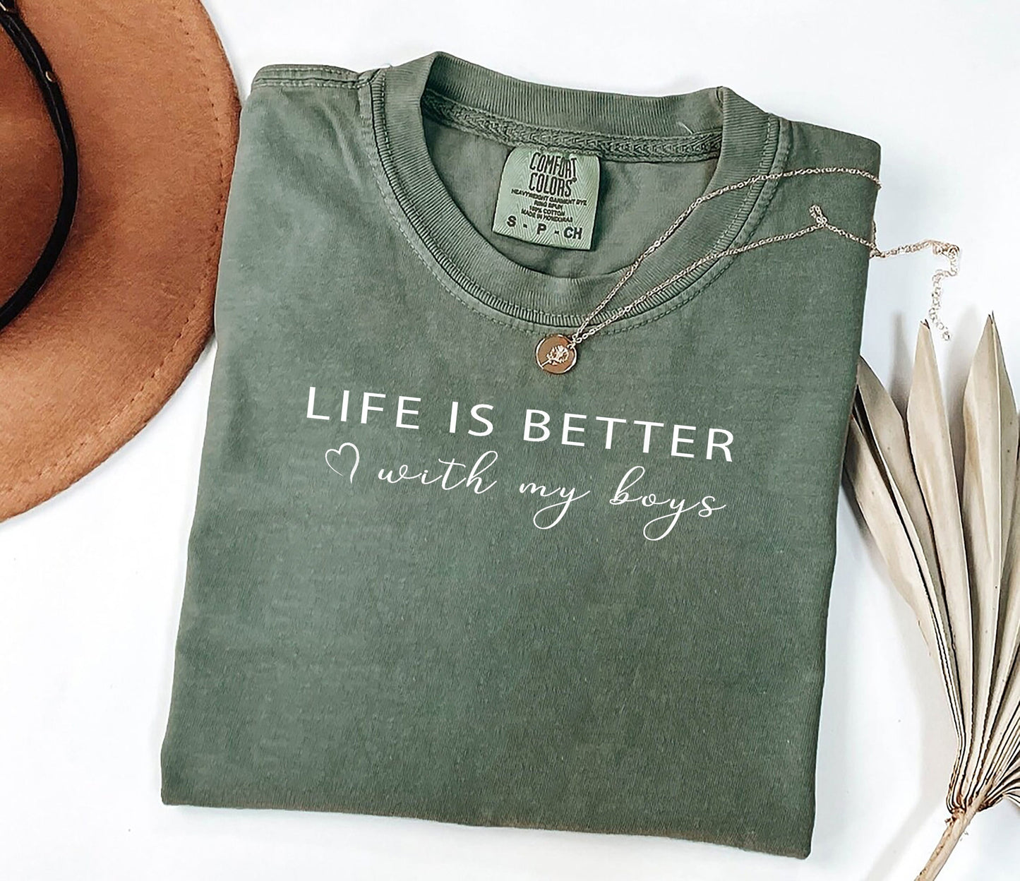 Comfort Colors® Life Is Better With My Boys-skjorte, Mom Life-skjorte, Boy Mama-T-shirt, Mors Dag-skjorte, Gave til Mama, Boy Mom-skjorte-gave