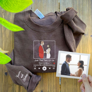 Custom Embroidered Mr and Mrs Sweatshirt, Personalized Just Married Crewneck With Initial On Sleeve