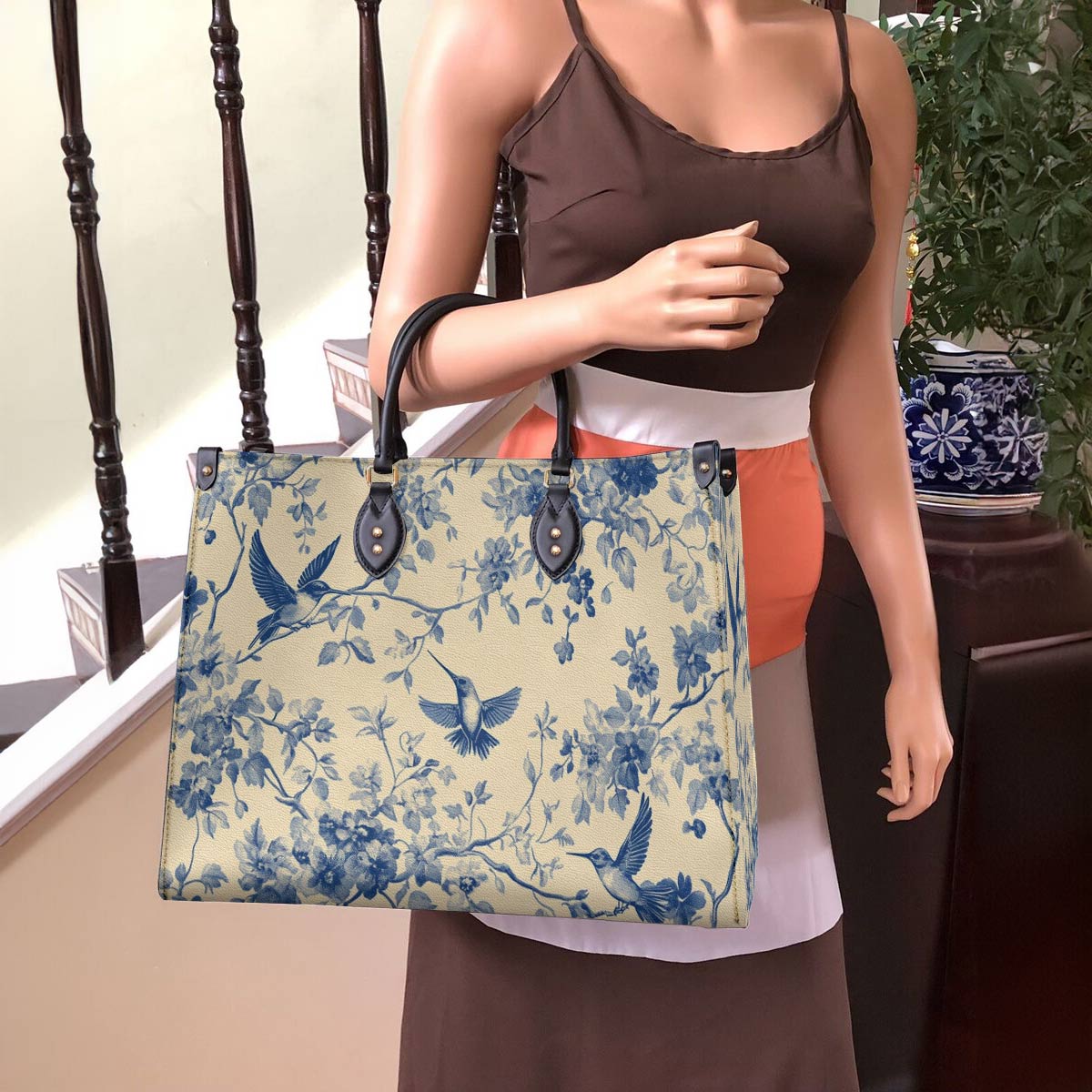 Hummingbird Leather Bag Chiffon Sky