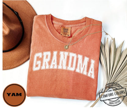 Personalize Mom Gift For Grandma tshirt, Mothers Day Gift, Nana Sweatshirt, Tante Sweatshirt, Tia Sweatshirt, Mommy Sweatshirt,Mama Gift
