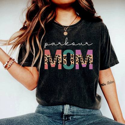 Parkour Mom Shirt for Women, Retro TShirt for Free Climber Moms, Gift for Free Climbers Moms Sisters, Parkour Gifts Mom Free Runner gift