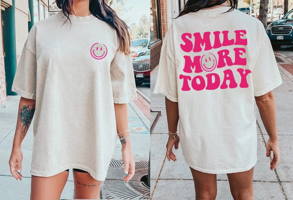 Retro Mama Shirt, Smiley Face Mama Shirt, Mother's Day Shirt For Mom, Mom Tshirt, Mama Tshirt, Pregnancy Announcement Shirt, funny mama gift