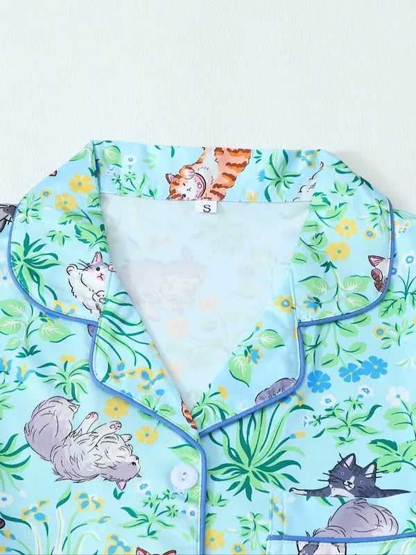 Women's All Over Animal & Floral Print Pajama Two-piece Set, Casual Comfy Short Sleeve Lapel Collar Shirt & Shorts PJ Set, Ladies Sleepwear for All Seasons, Loungewear