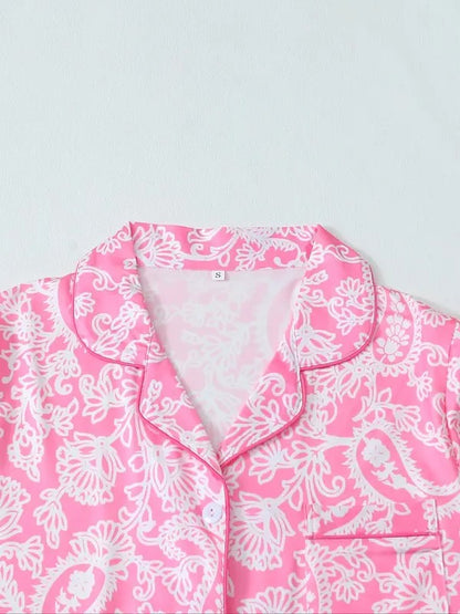 Women's All Over Paisley Print Short Sleeve Pajama Two-piece Set, Elegant Casual Comfy Button Front Chest Pocket Design Lapel Neck Top & Elastic Waist Shorts Pajama Set, Ladies Sleepwear for All Seasons, Loungewear, Womenswear