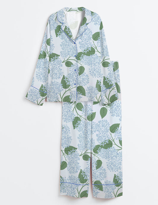 Women’s Light Blue Hydrangea Flowers Grandmillennial Coastal Wedding Party Print Long Sleeve Satin Pajama Set