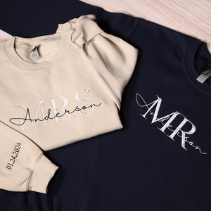 Custom Mr Mrs Embroidered Sweatshirt With Date On Sleeve, Personalized Wifey & Hubby Hoodie, Matching Couples Outfit