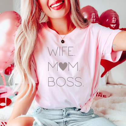 Vrouw moeder baas T-shirt cadeau voor moeder, Moederdag shirt cadeau voor moeders, zwangerschap aankondiging, nieuwe moeder tshirt minimalistisch hart