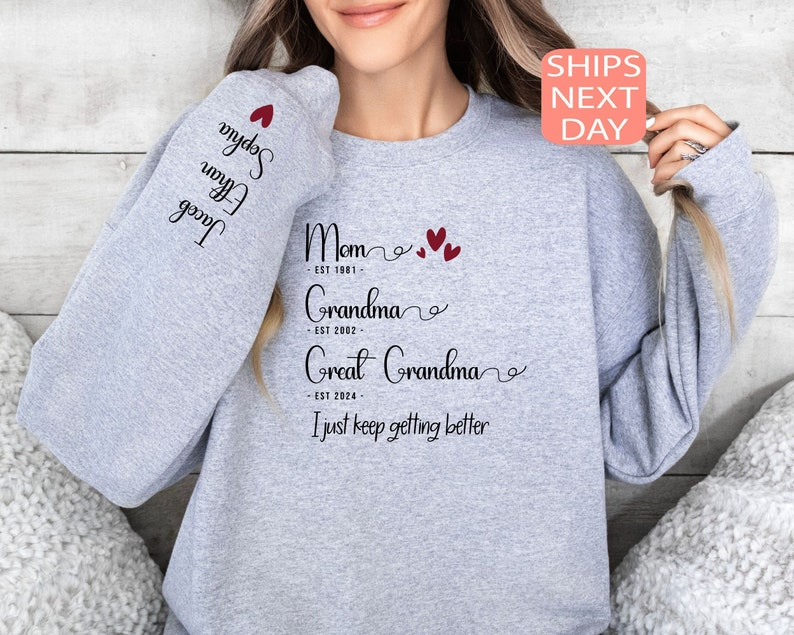 Sweatshirt gepersonaliseerde moeder oma overgrootmoeder, aangepaste trui kleinkinderen namen oma en jaar, cadeau overgrootmoeder, cadeau Moederdag