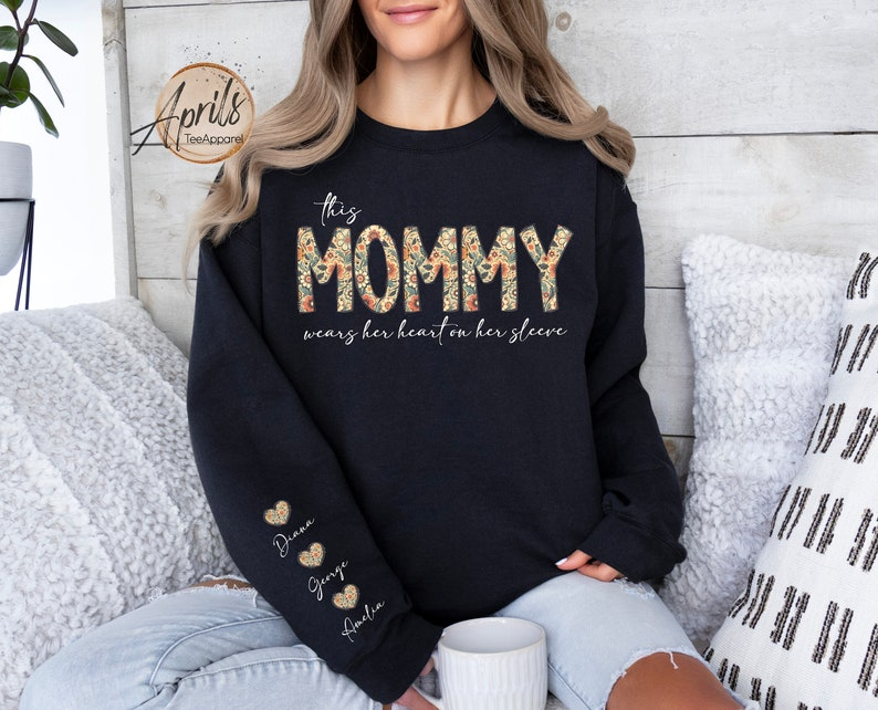 Custom This Grandma Wears Her Heart On Her Sleeve Sweatshirt, Shirt with Names On Sleeve, Mommy Heart Hoodie