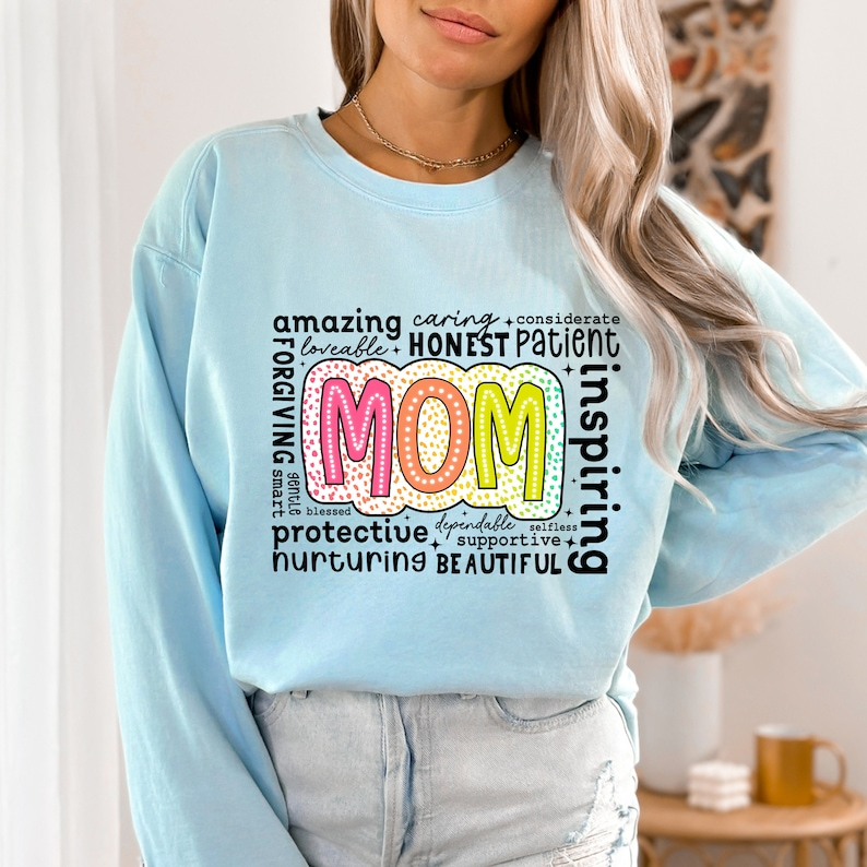 Ze is moeder shirt, retro-moeder shirt, gezegende moeder shirt, moeder shirt, moederleven shirt, Moederdag shirt, cadeau voor moeder, retro mamacitaten