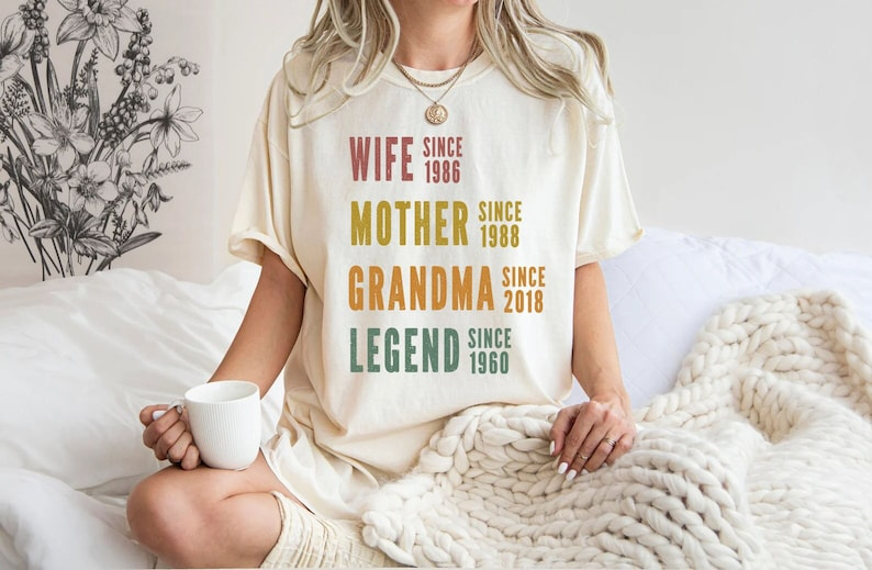 Gepersonaliseerde moeder oma shirt, Moederdag shirt, vrouw moeder oma legende, grootmoeder aangepaste datums
