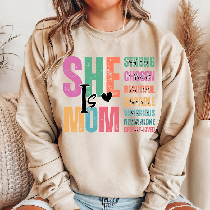 Ze is moeder PNG, retro moeder PNG, gezegende moeder PNG, moeder shirt, moeder leven png, Moederdag png, moeder png, cadeau voor moeder, retro mama citaten
