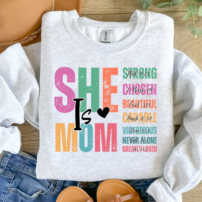 Ze is moeder PNG, retro moeder PNG, gezegende moeder PNG, moeder shirt, moeder leven png, Moederdag png, moeder png, cadeau voor moeder, retro mama citaten