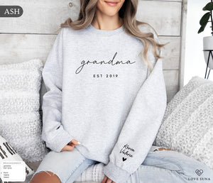 Personalized Grandma Sweatshirt Est Year with Grandkids Names on Sleeve, Mothers Day Gift, Birthday Gift for Grandma, New Grandma Sweater