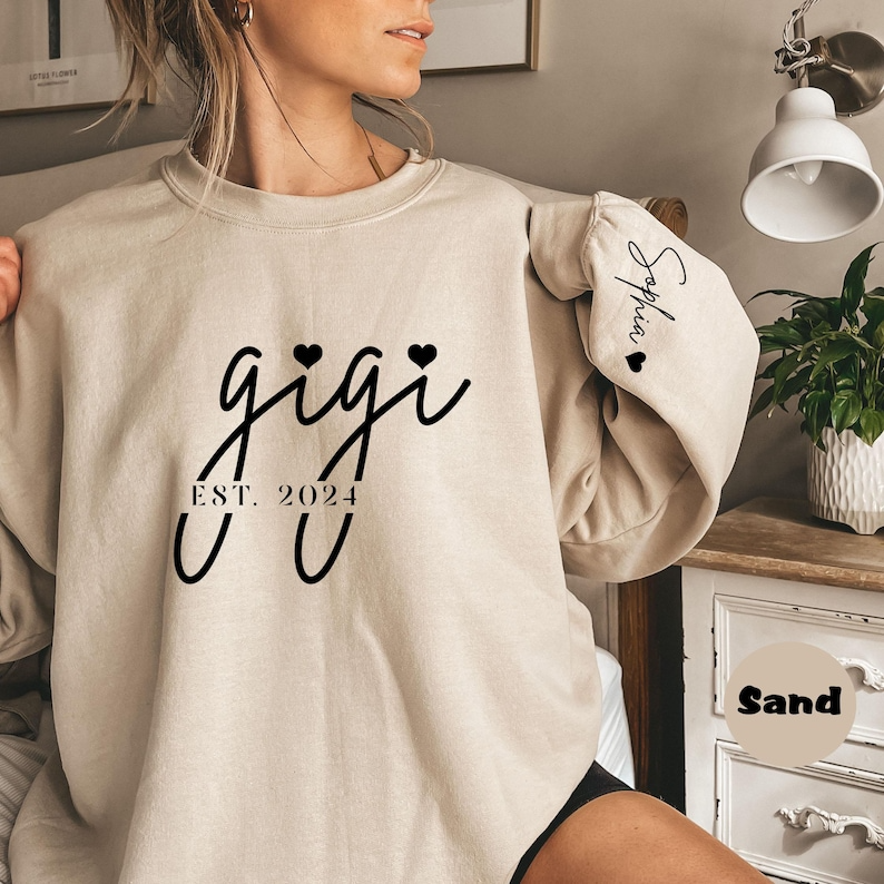 Custom Gigi Sweatshirt With Grandkids Names On Sleeve, Personalized New Grandma Hoodie, Pregnancy Reveal Granny Outfit, Grammy Clothing Gift