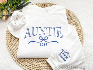 Cute and Trendy Auntie Bow Embroidered Sweatshirt with Kids Name on Sleeve,Personalized Crewneck Pullover, Aunt Sweatshirt, Christmas Gifts