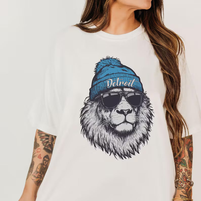 Detroit Football Sweatshirt, Retro Sports Fan Shirt, Trendy Game Day Gift Tee, Detroit Mascot Sweatshirt, Detroit Football Fan Shirt