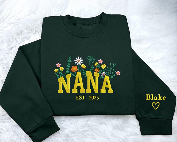 Custom Nana Embroidered Floral Sweatshirt, Personalised Grandparents Jumper with Kids Name, Granny Crewneck Sweatshirt, Mothers Day Gifts