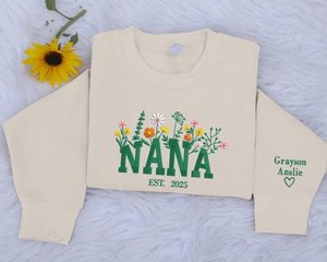 Custom Nana Embroidered Floral Sweatshirt, Personalised Grandparents Jumper with Kids Name, Granny Crewneck Sweatshirt, Mothers Day Gifts