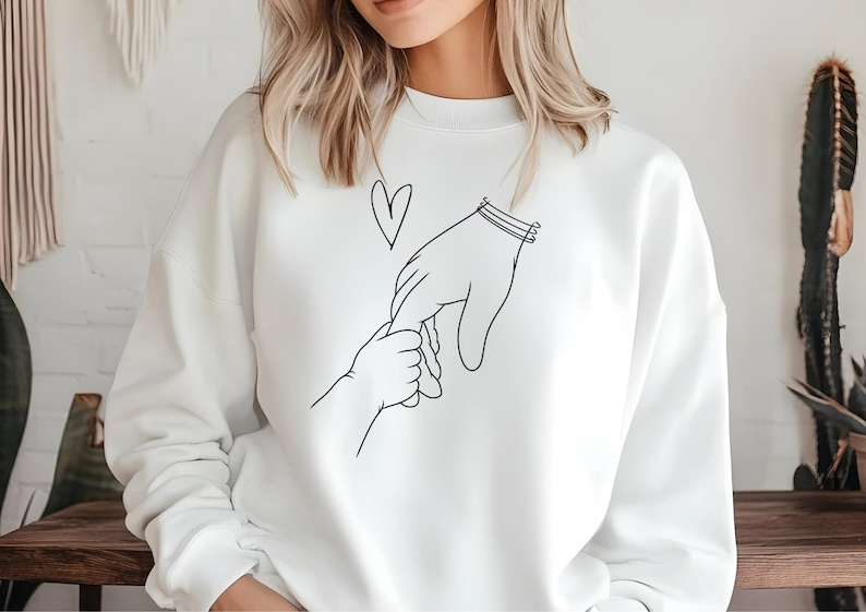 Mama en Kind T-shirt, Moederdag Cadeau, Trui met Hand en Hart Design, Hoodie of Sweatshirt voor Mama, Perfect Geschenk voor Moeders