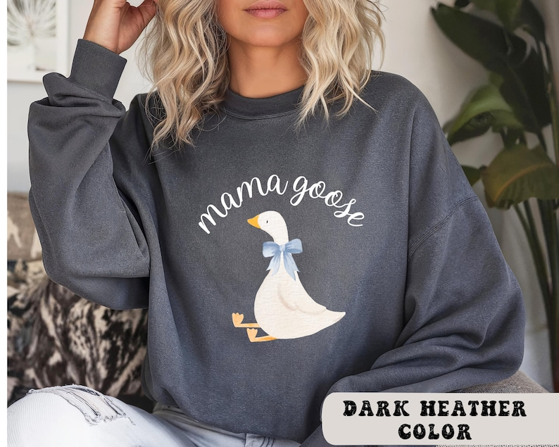 Mama Goose Sweatshirt, Pregnancy Mom Sweater, Silly Goose Shirt, Pregnancy Gift,Baby Announcement, Pregnancy Announcement Shirt Reveal Gift,