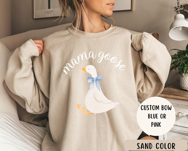 Mama Goose Sweatshirt, Pregnancy Mom Sweater, Silly Goose Shirt, Pregnancy Gift,Baby Announcement, Pregnancy Announcement Shirt Reveal Gift,