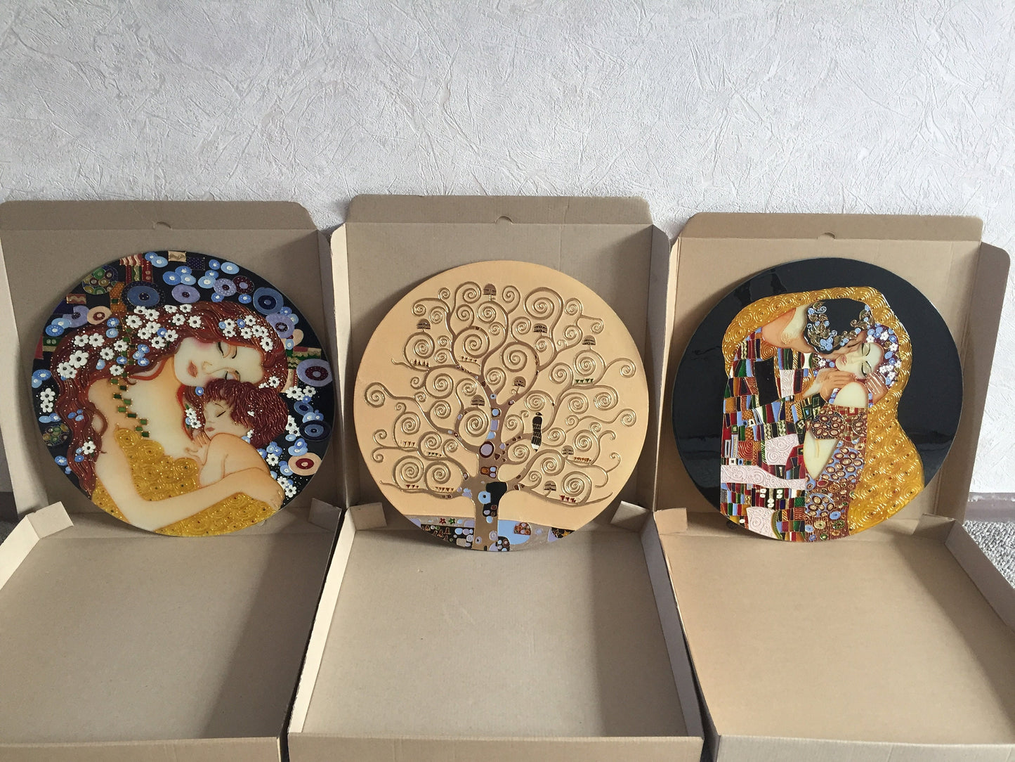 Wedding gift Large Wall clock or Stained glass round panel The Kiss Gustav Klimt Unique gift