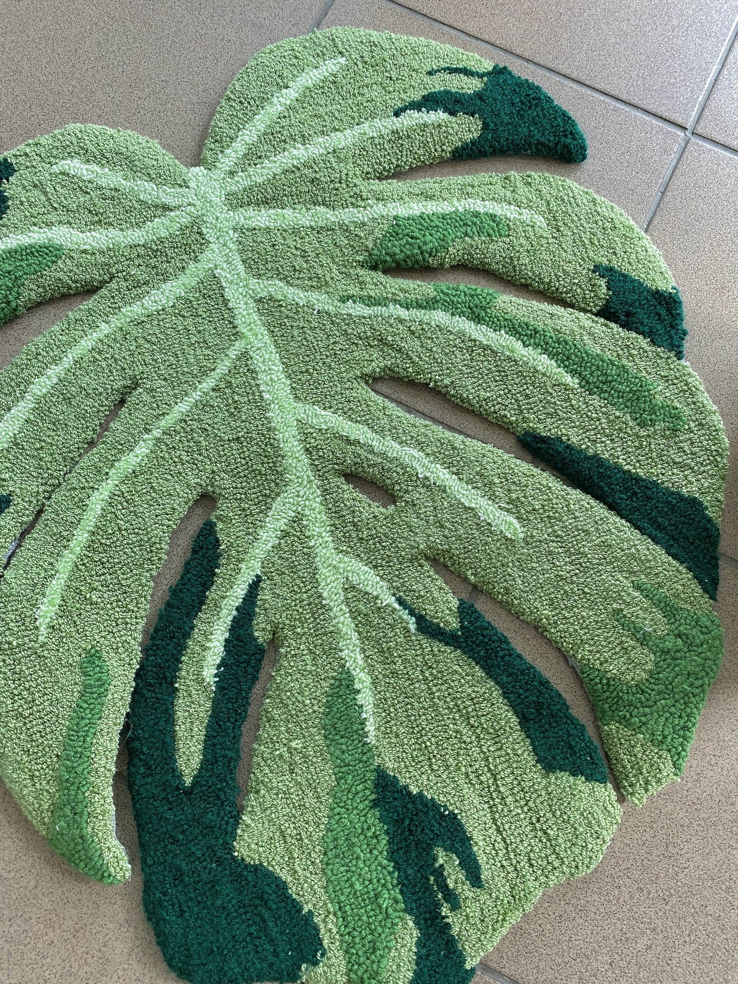 Monstera leaf rug, Modern Rug, Plant Rug, Bedroom Rug, Cute Non-Slip Rug, Living room floor mat, Custom Tufted Rug