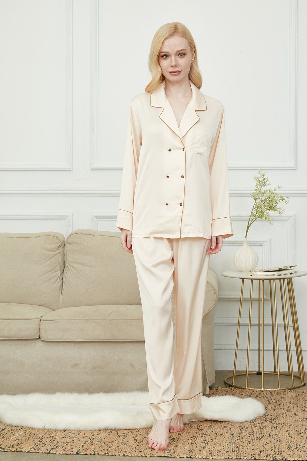 Satin Pajama Set For WomenEmbroidery Bride And Bridesmaids Pajama Luxurious Champagne  Double-breaste Sleeve Pajama Set Soft Silky Polyester