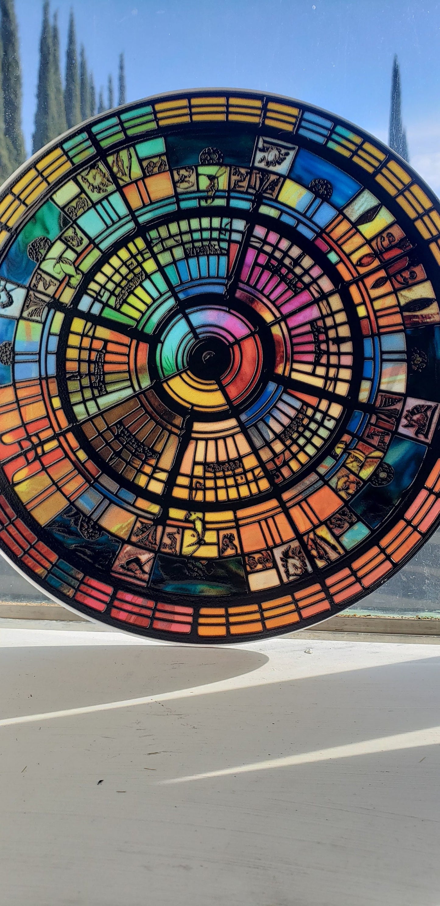 Concentric Circles: Stained Glass Style Window Hanging