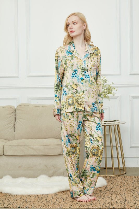 Luxurious Women's Pyjama Set Long Sleeve ,Bride and Bridesmaid Pajama Set, Gift For Her, Secret Garden Print