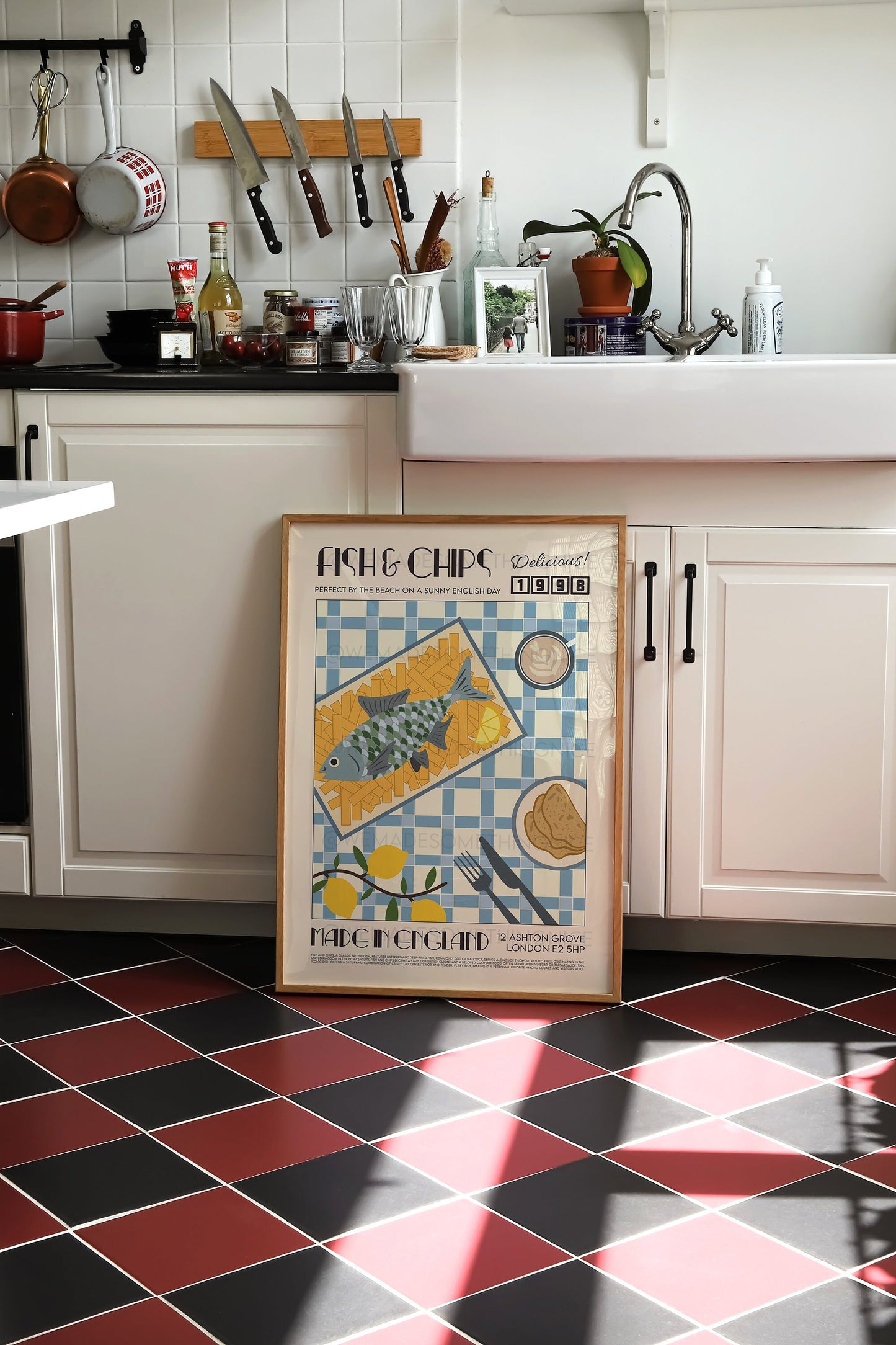 Fish and Chips Poster, Kitchen Poster, Kitchen Print, Food Print, Modern Kitchen Decor, Bar Art, Retro Wall Art
