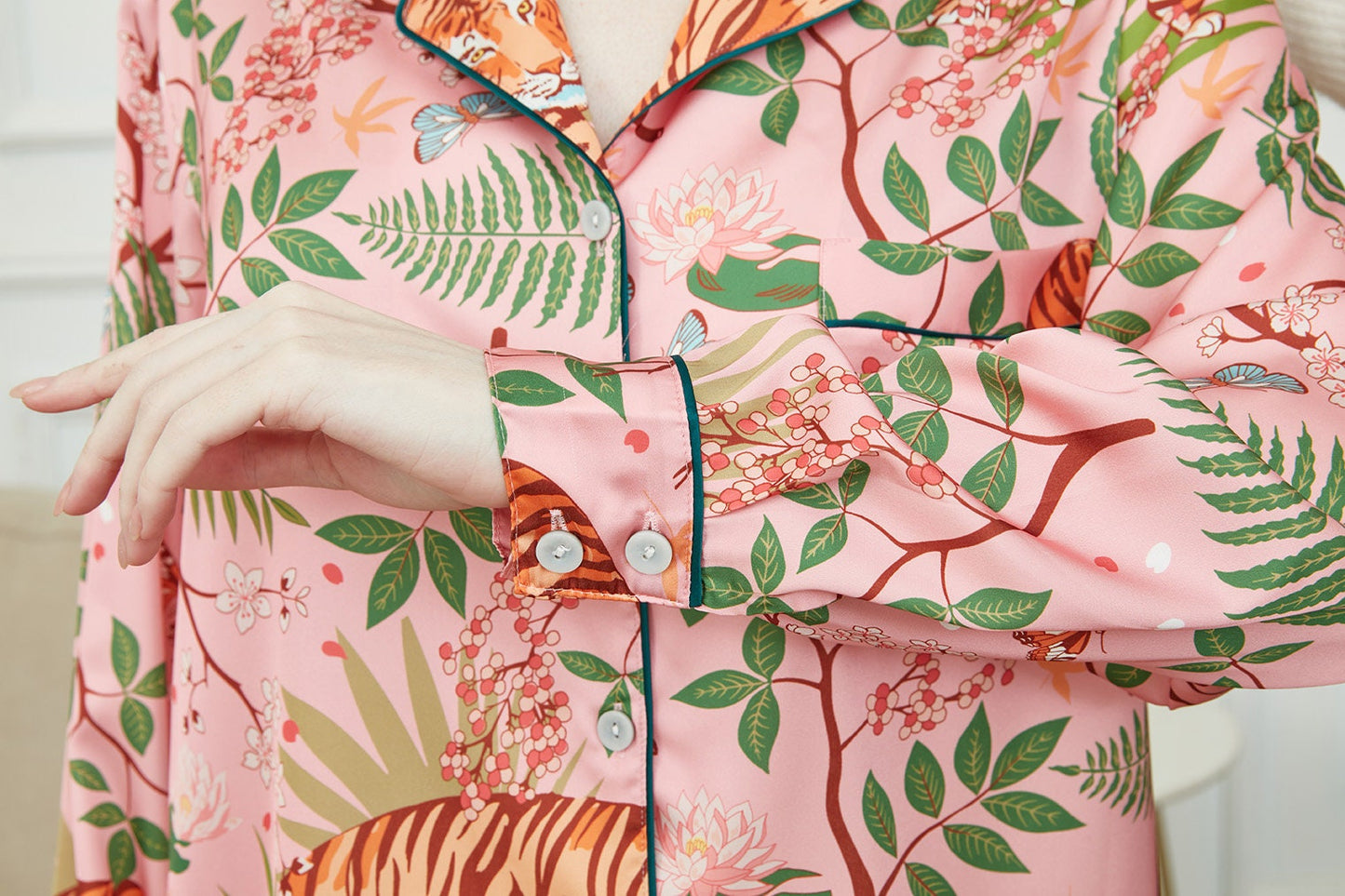 Luxurious Women's Pyjama Set Long Sleeve ,Bride and Bridesmaid Pajama , Gift For Her?Tigers  Print?Could Be Wear Outside