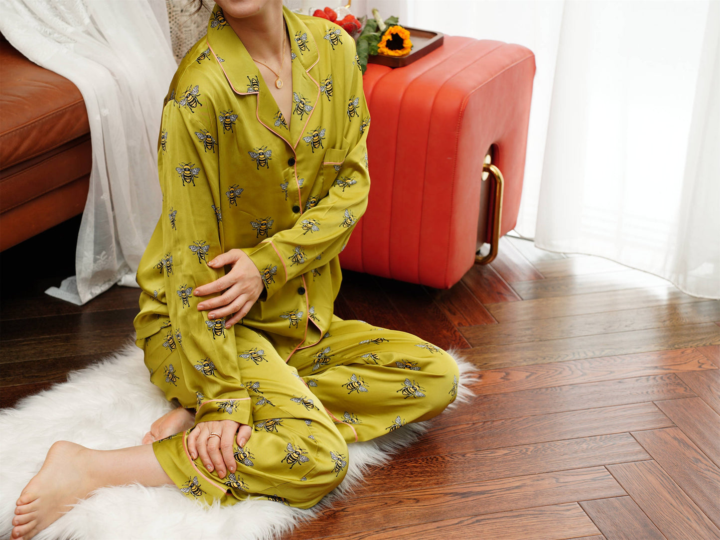 Cute Bee Print Pyjama Set ,Long Sleeves ,Bride and Bridesmaid Pajama , Birthday Gifts For Her?Could Be Wear Outside,
