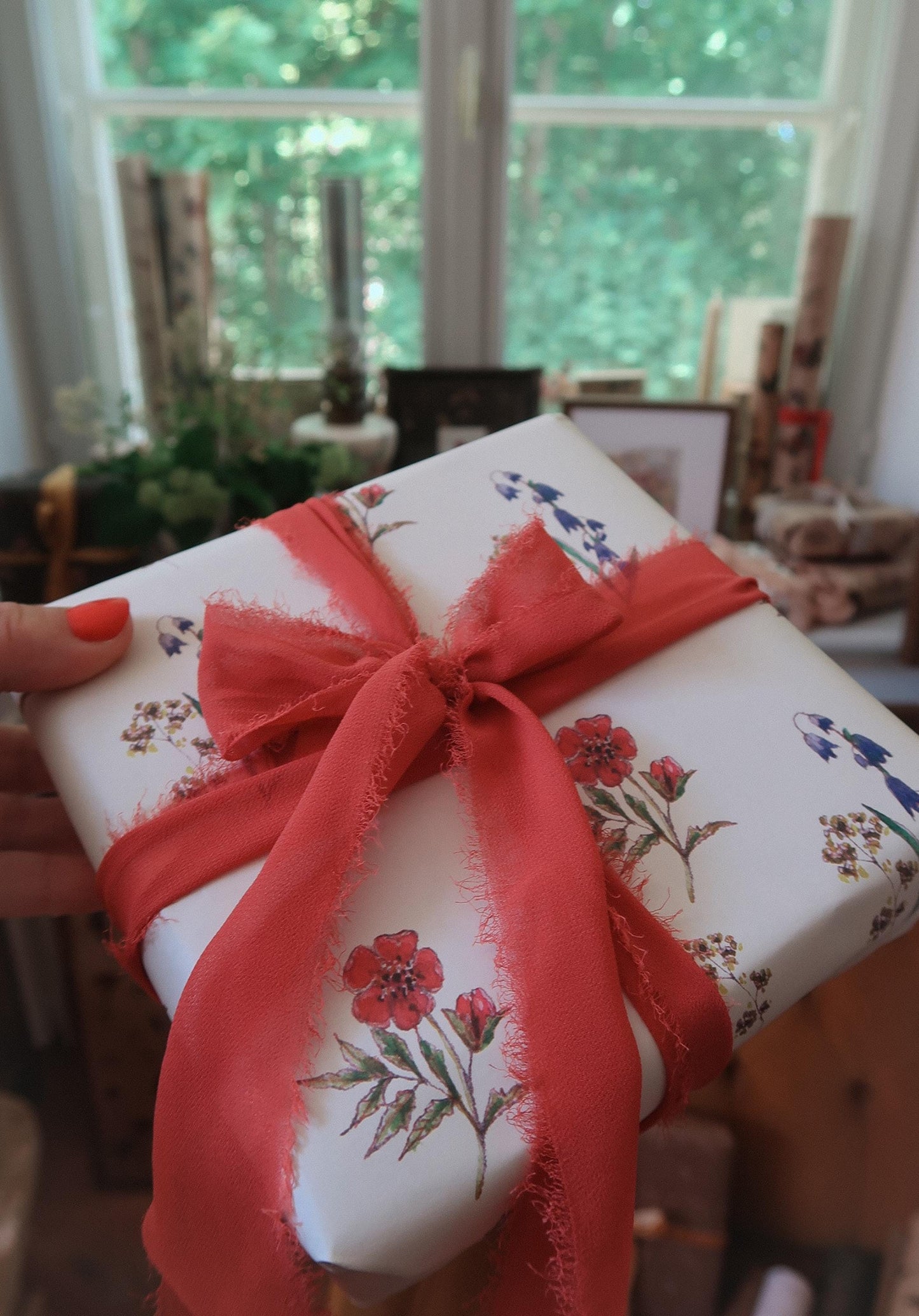 Blue and red flowers wrapping paper, Gift Wrap, gift wrapping paper, Gift Warp, Wrapping paper, gift paper, floral wrapping paper, flowers