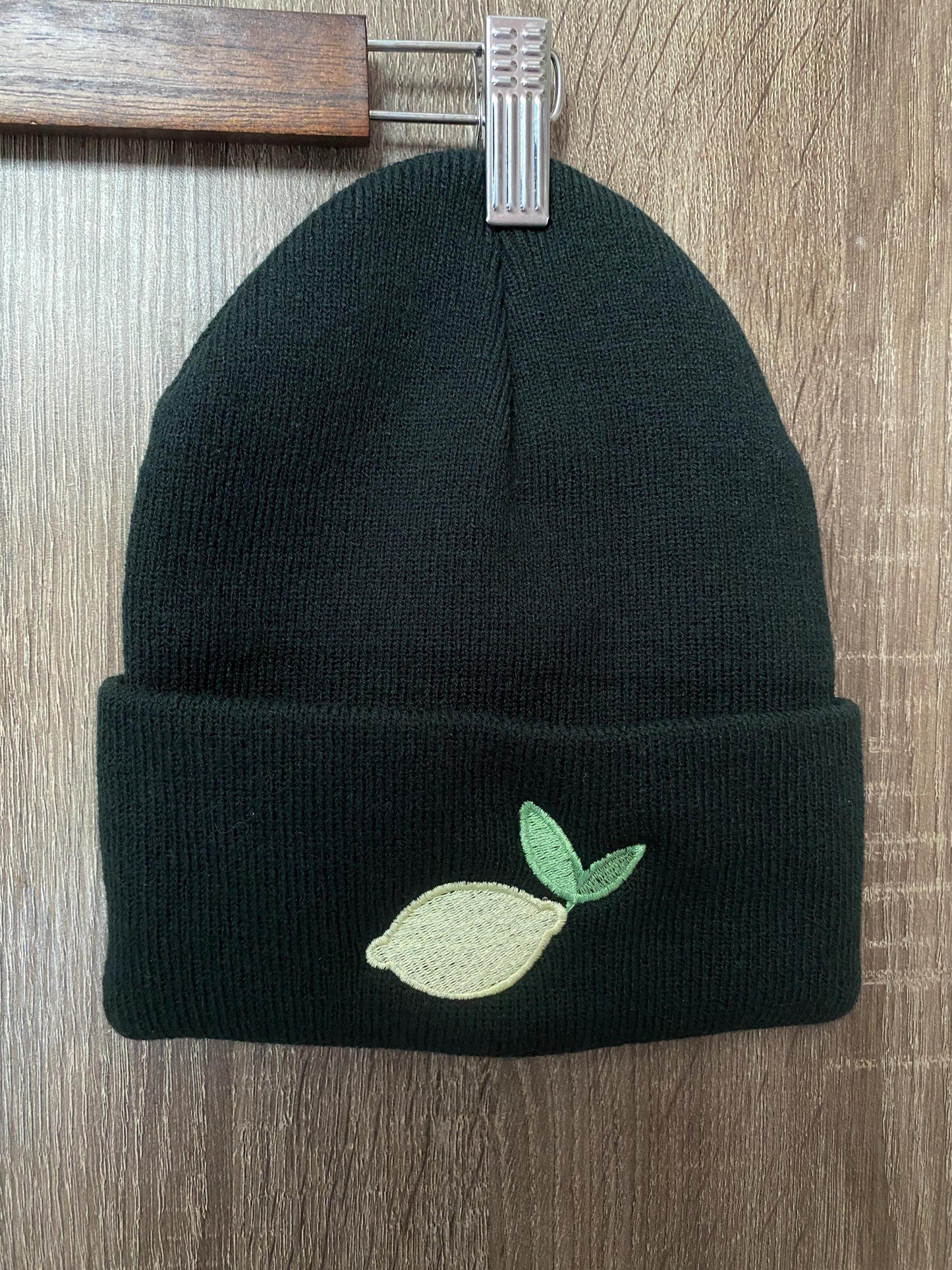 Embroidered Cute LEMON Beanie, Yellow Lemon Green Leaf Winter Hat, Cute Garden Beanie, Nature Plant Lime Winter Hat, Pastel Fruit Cute Gift