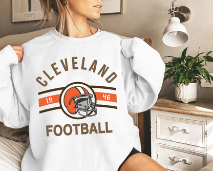 Vintage Cleveland Football shirt, Retro Style Cleveland Football Shirt Gift, Graphic Tee Gift For Football Fan Sport, Cleveland Football
