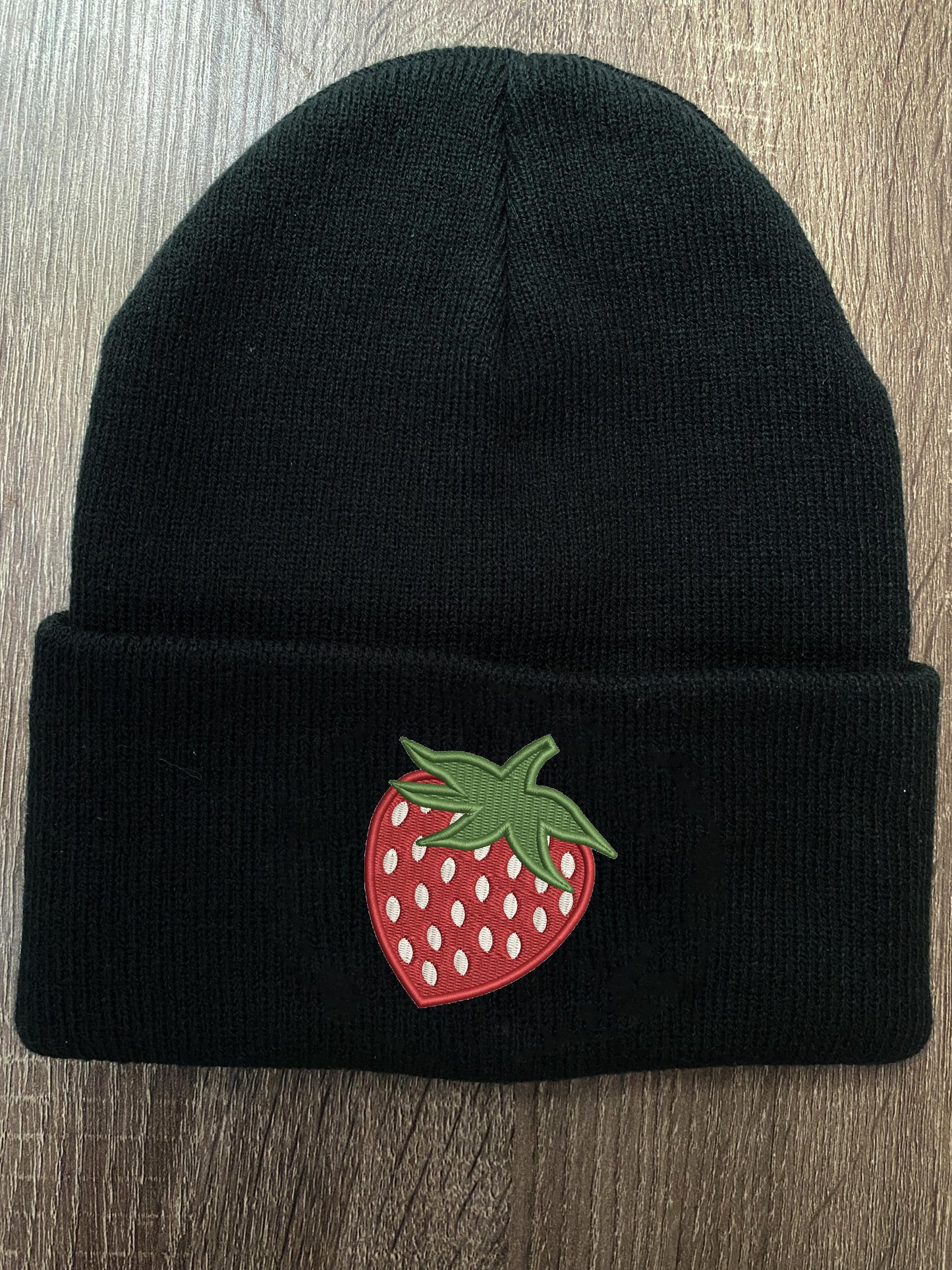 Embroidered STRAWBERRY Beanie, Fruit Winter Hat, Cute Garden Beanie, Gift for Berry Lovers, Nature Plant Lovers, Kid-Friendly Winter Wear