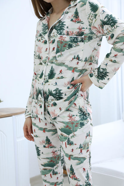 Winter Wonderland Pajama Set – Festive Button-Up Sleepwear for Women, Cozy Holiday Loungewear with Scenic Christmas Village Print