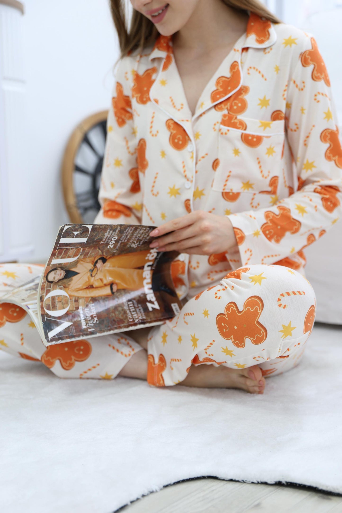 Gingerbread Pajama Set – Festive Button-Up Sleepwear for Women, Cozy Holiday Loungewear with Gingerbread