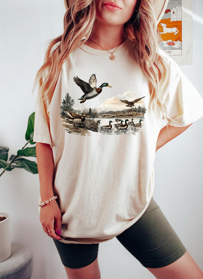 Comfort Colors ® Retro Mallard Ducks Shirt, Ducks Fall Sweatshirt, 90s Waterfowl Duck Hoodie, Retro Duck Shirt, Duck Hunting Crewneck
